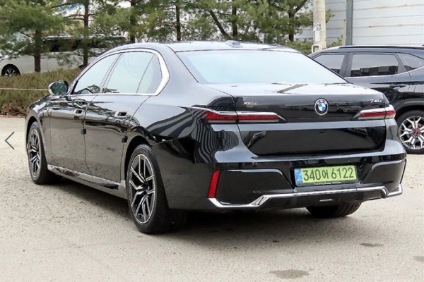 2025 BMW 7 серии с пробегом 11 322 км