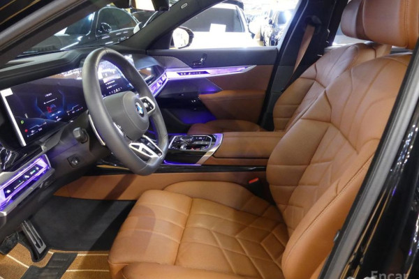 2025 BMW 7 серии с пробегом 5 900 км