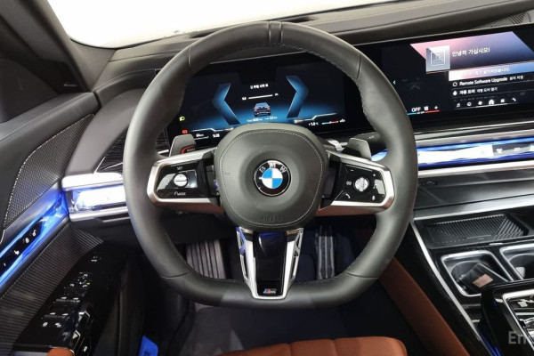 2025 BMW 7 серии с пробегом 8 225 км
