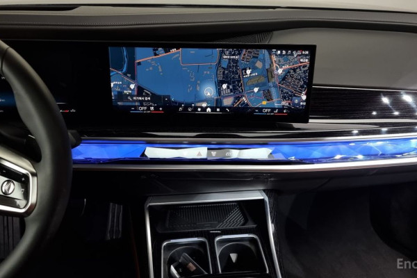 2025 BMW 7 серии с пробегом 8 225 км