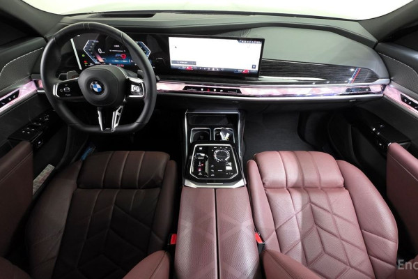 2025 BMW 7 серии с пробегом 15 398 км