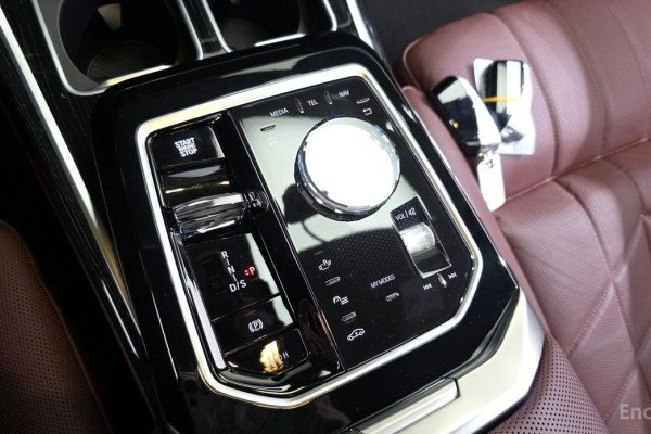 2025 BMW 7 серии с пробегом 15 398 км