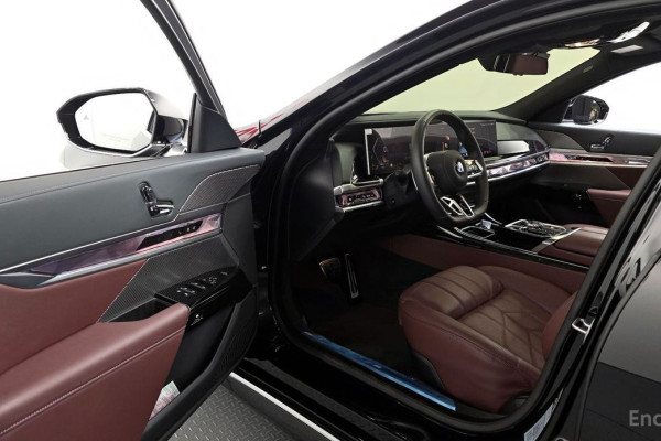 2025 BMW 7 серии с пробегом 15 398 км