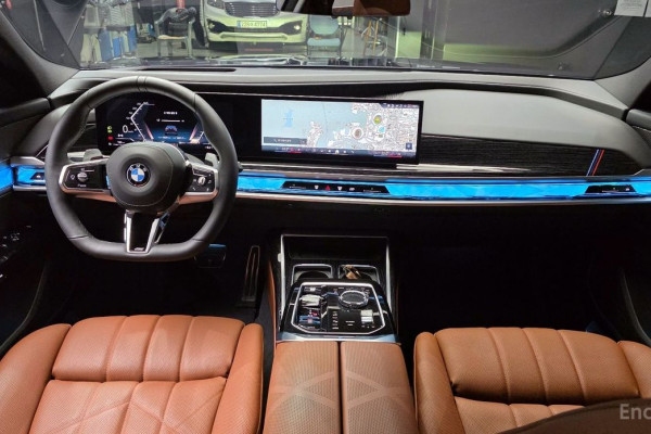 2025 BMW 7 серии с пробегом 16 241 км