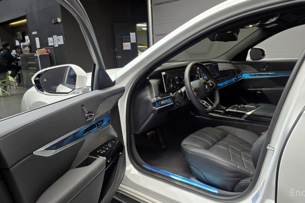 2025 BMW 7 серии с пробегом 4 209 км