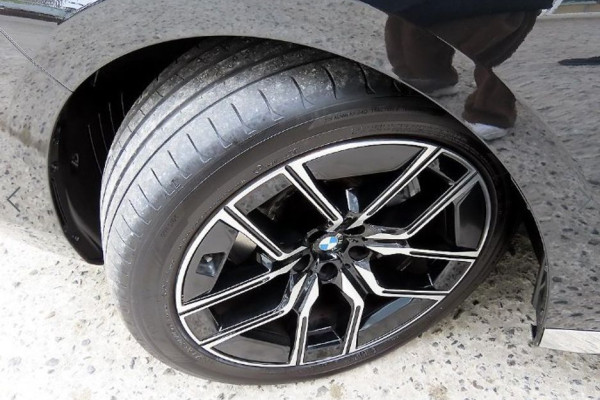 2025 BMW 7 серии с пробегом 11 322 км