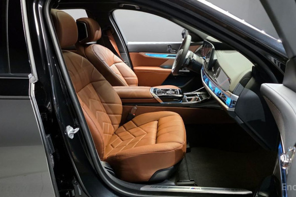 2025 BMW 7 серии с пробегом 16 241 км