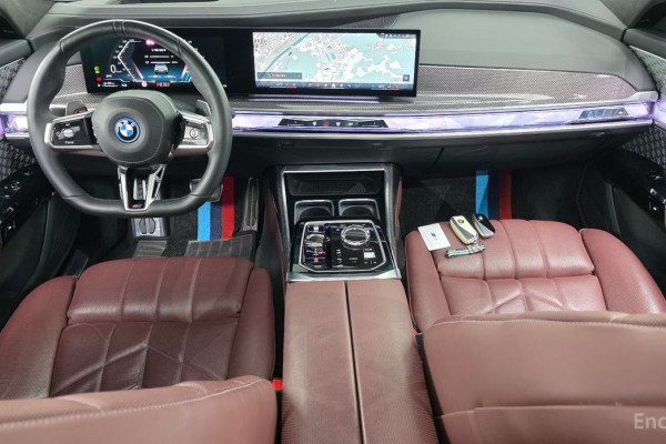 2024 BMW 7 серии с пробегом 32 302 км