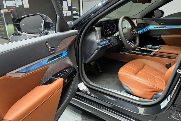 2025 BMW 7 серии с пробегом 16 241 км