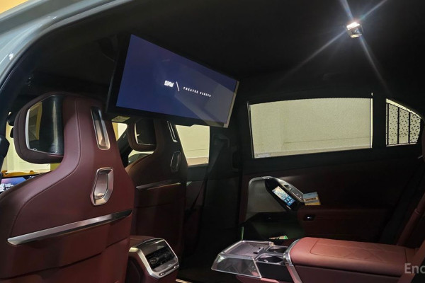 2024 BMW 7 серии с пробегом 15 600 км