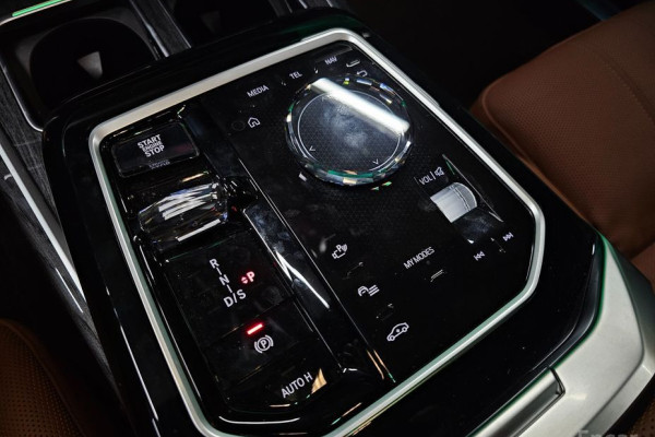 2024 BMW 7 серии с пробегом 20 200 км