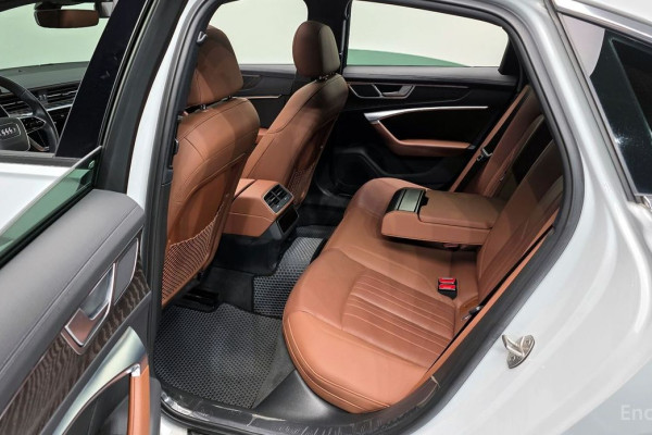 2021 Audi A6 с пробегом 66 212 км