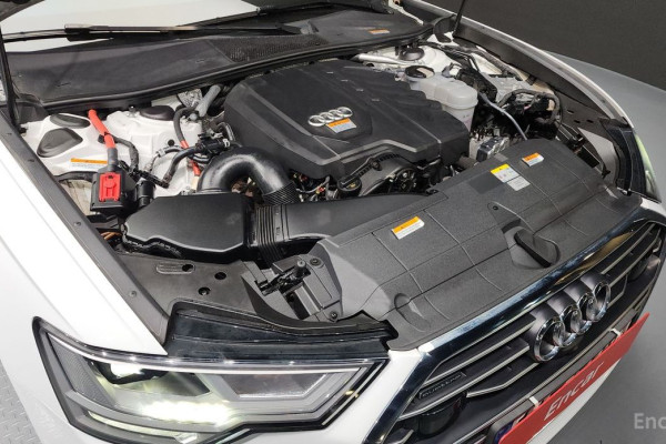 2022 Audi A6 с пробегом 49 777 км