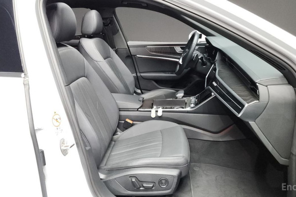 2022 Audi A6 с пробегом 49 777 км