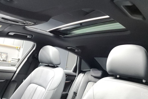 2022 Audi A6 с пробегом 49 777 км