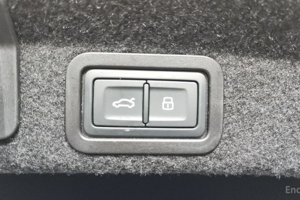 2022 Audi A6 с пробегом 49 777 км