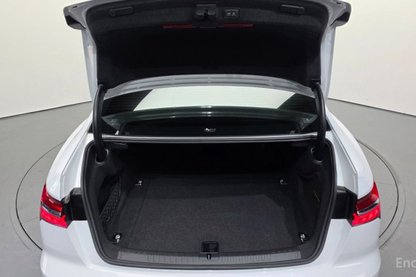 2021 Audi A6 с пробегом 128 112 км