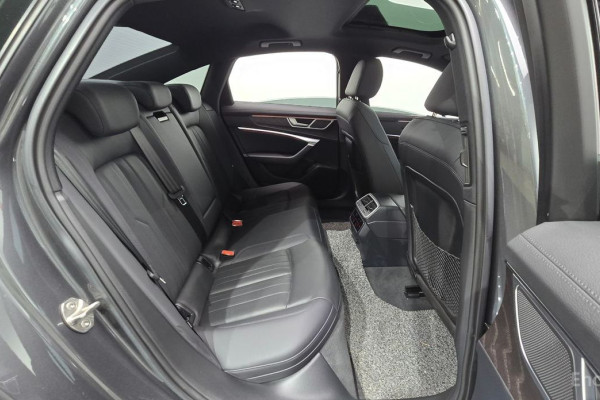 2022 Audi A6 с пробегом 43 349 км