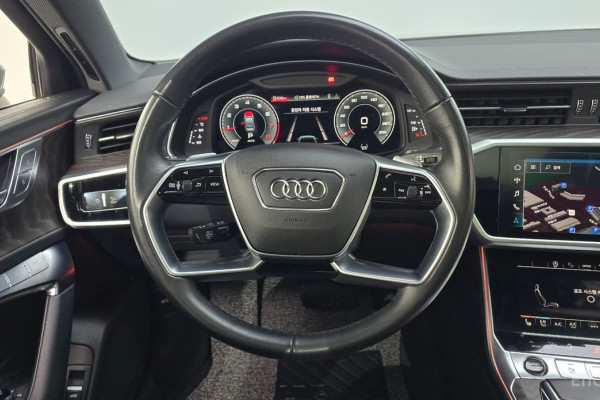 2022 Audi A6 с пробегом 43 349 км