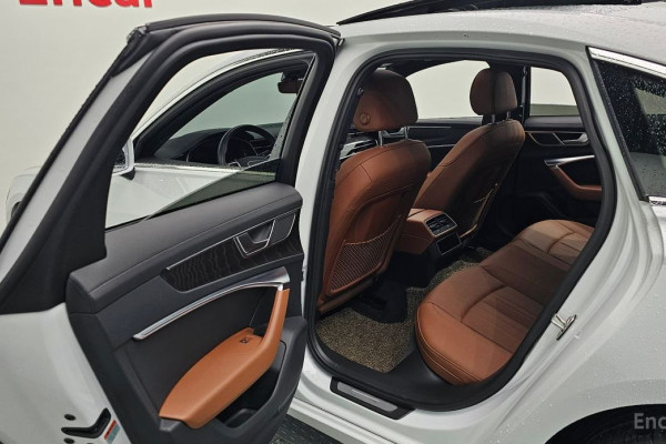 2021 Audi A6 с пробегом 50 120 км