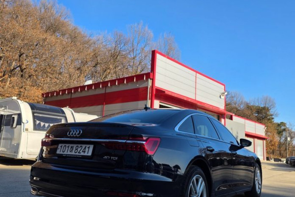 2022 Audi A6 с пробегом 70 667 км