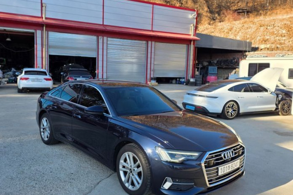 2022 Audi A6 с пробегом 70 667 км