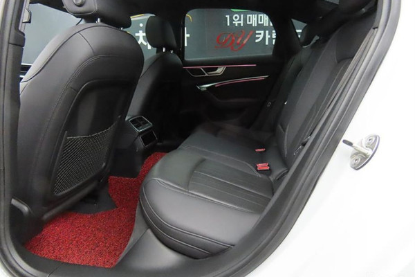 2021 Audi A6 с пробегом 49 133 км