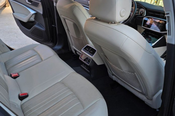 2022 Audi A6 с пробегом 70 667 км