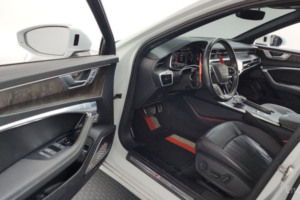 2021 Audi A6 с пробегом 59 635 км
