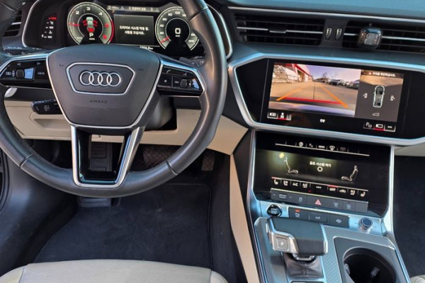 2022 Audi A6 с пробегом 70 667 км