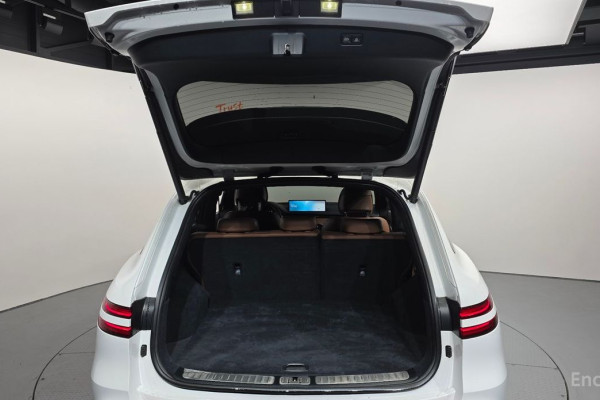 2021 Genesis GV70 с пробегом 79 352 км