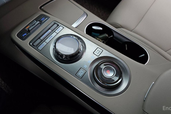 2021 Genesis GV70 с пробегом 90 818 км