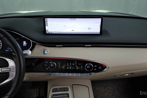 2021 Genesis GV70 с пробегом 90 818 км