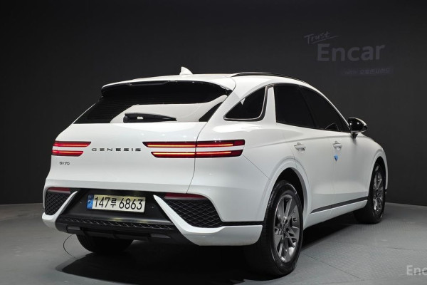 2022 Genesis GV70 с пробегом 46 116 км