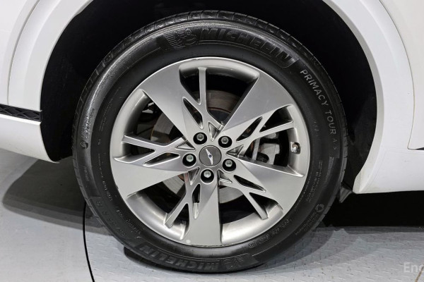 2022 Genesis GV70 с пробегом 46 116 км