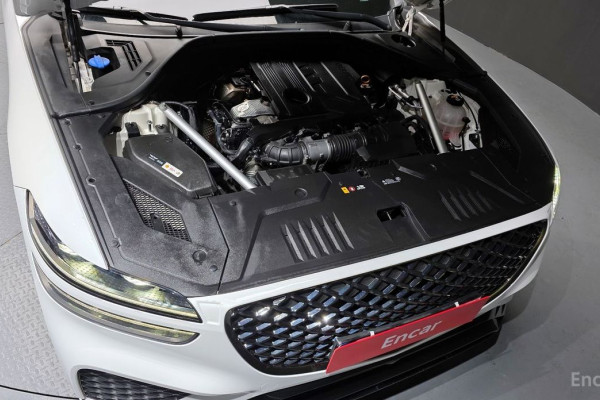 2022 Genesis GV70 с пробегом 46 116 км