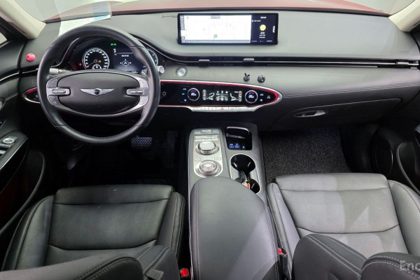 2021 Genesis GV70 с пробегом 81 448 км