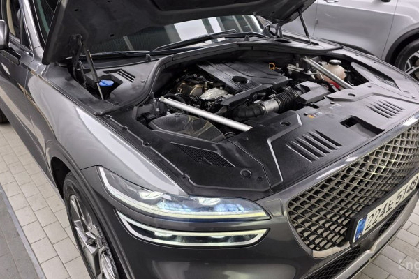 2021 Genesis GV70 с пробегом 98 058 км