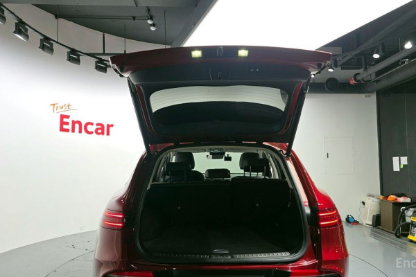 2021 Genesis GV70 с пробегом 81 448 км