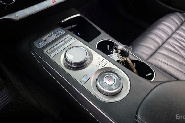 2021 Genesis GV70 с пробегом 98 058 км