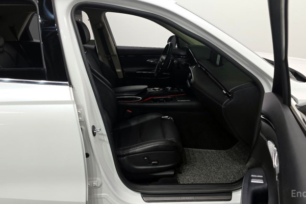 2022 Genesis GV70 с пробегом 88 424 км