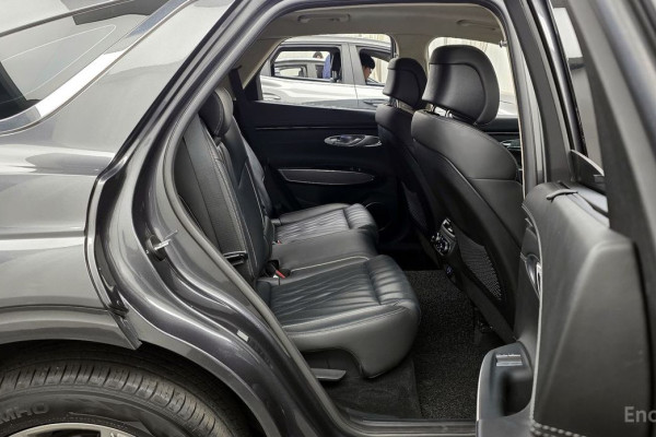 2021 Genesis GV70 с пробегом 98 058 км