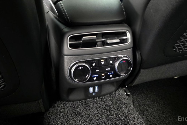 2021 Genesis GV70 с пробегом 98 058 км