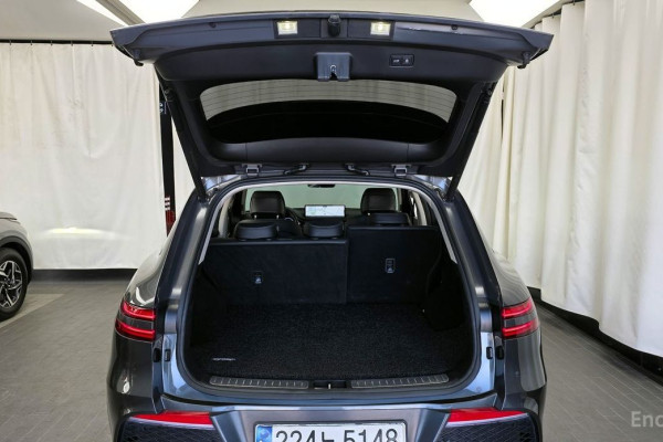 2021 Genesis GV70 с пробегом 98 058 км