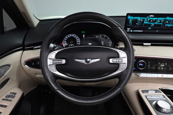 2021 Genesis GV70 с пробегом 62 930 км
