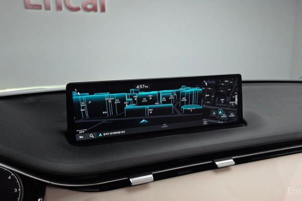 2021 Genesis GV70 с пробегом 62 930 км