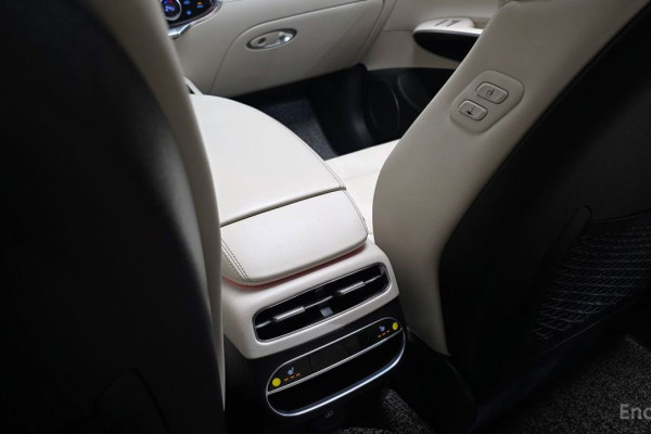 2021 Genesis GV70 с пробегом 62 930 км