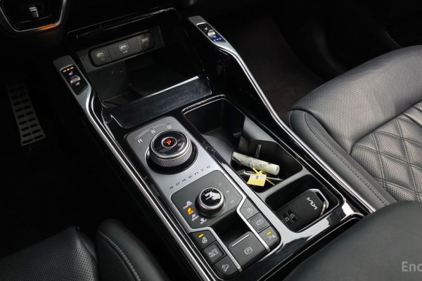 2022 Kia Sorento с пробегом 44 273 км