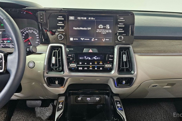 2022 Kia Sorento с пробегом 51 679 км