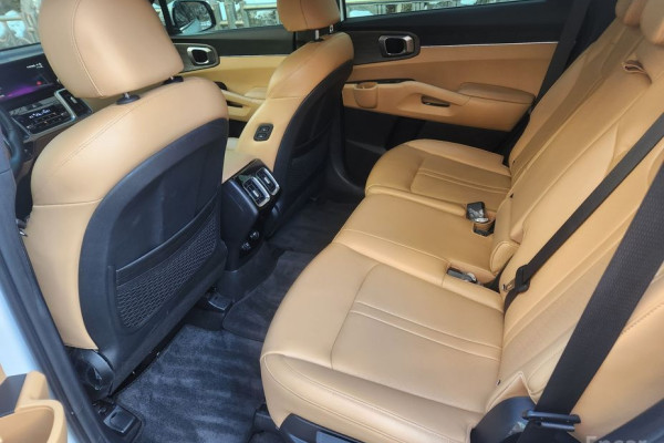 2022 Kia Sorento с пробегом 50 175 км